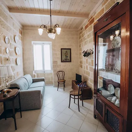 Dei Serafini B&B 폴리나노 아마레